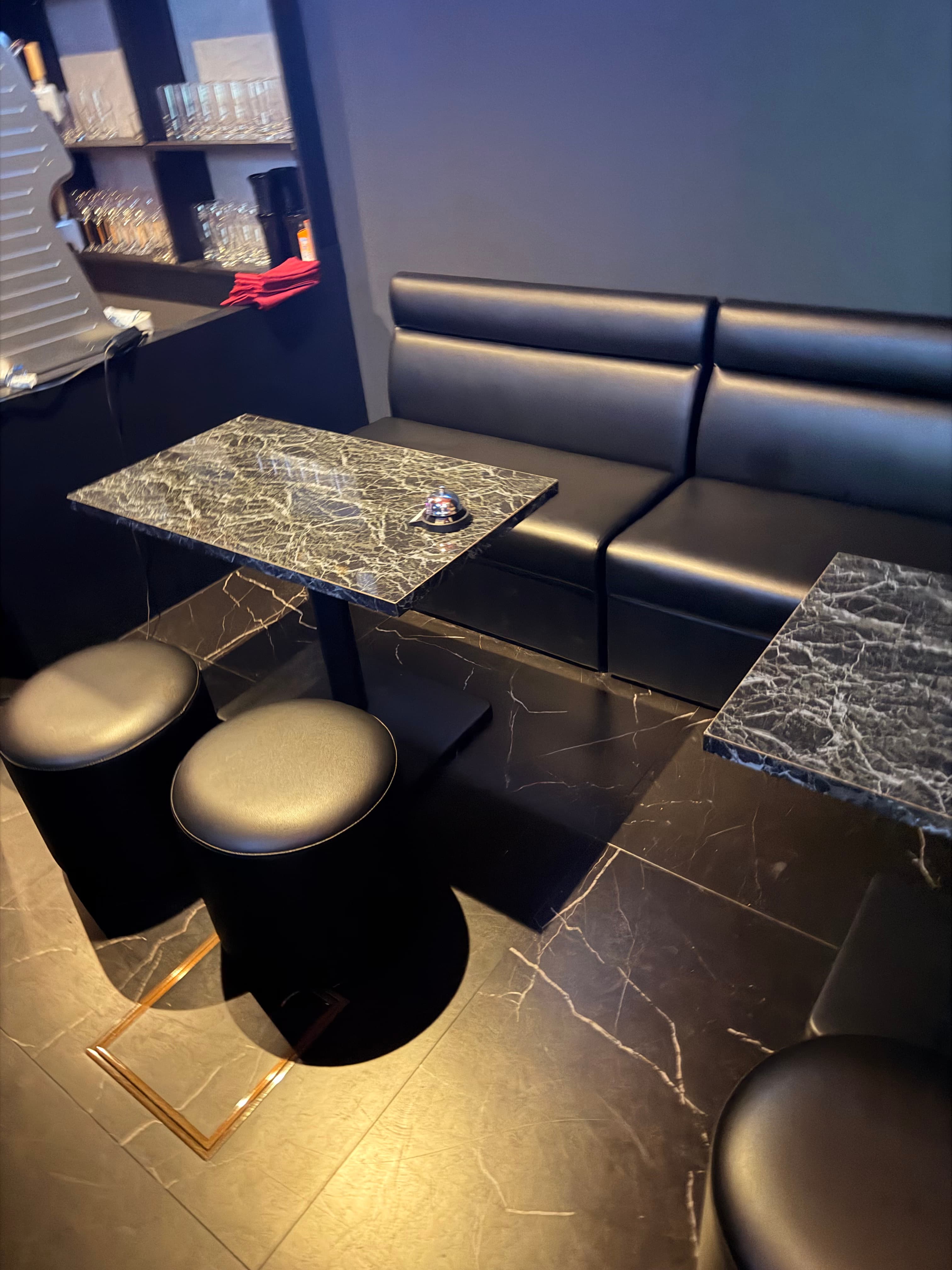 五反田カラオケバーGiocare(ジョカーレ)