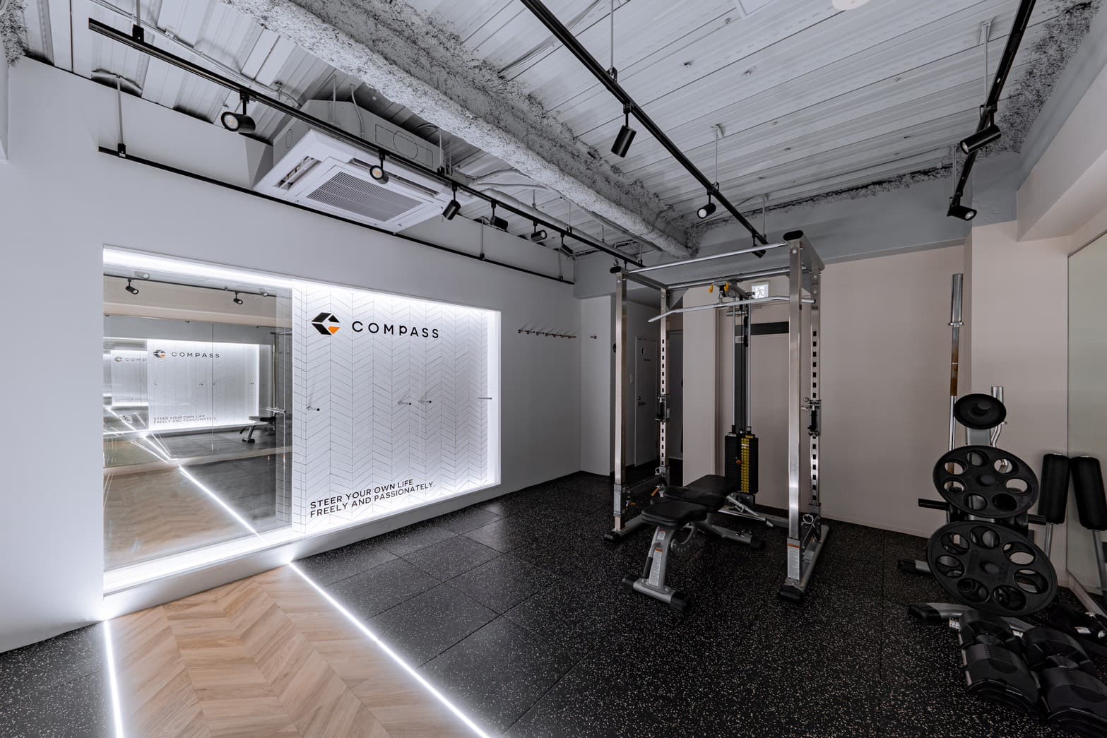 パーソナルジムCOMPASS